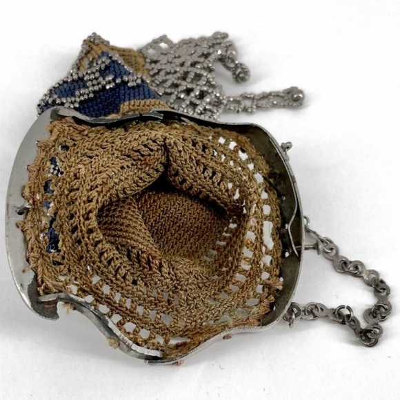 Beautiful Antique Crochet Beaded Metal Clasp Miniature Reticule Coin Purse 4"x3" - Picture 4 of 7
